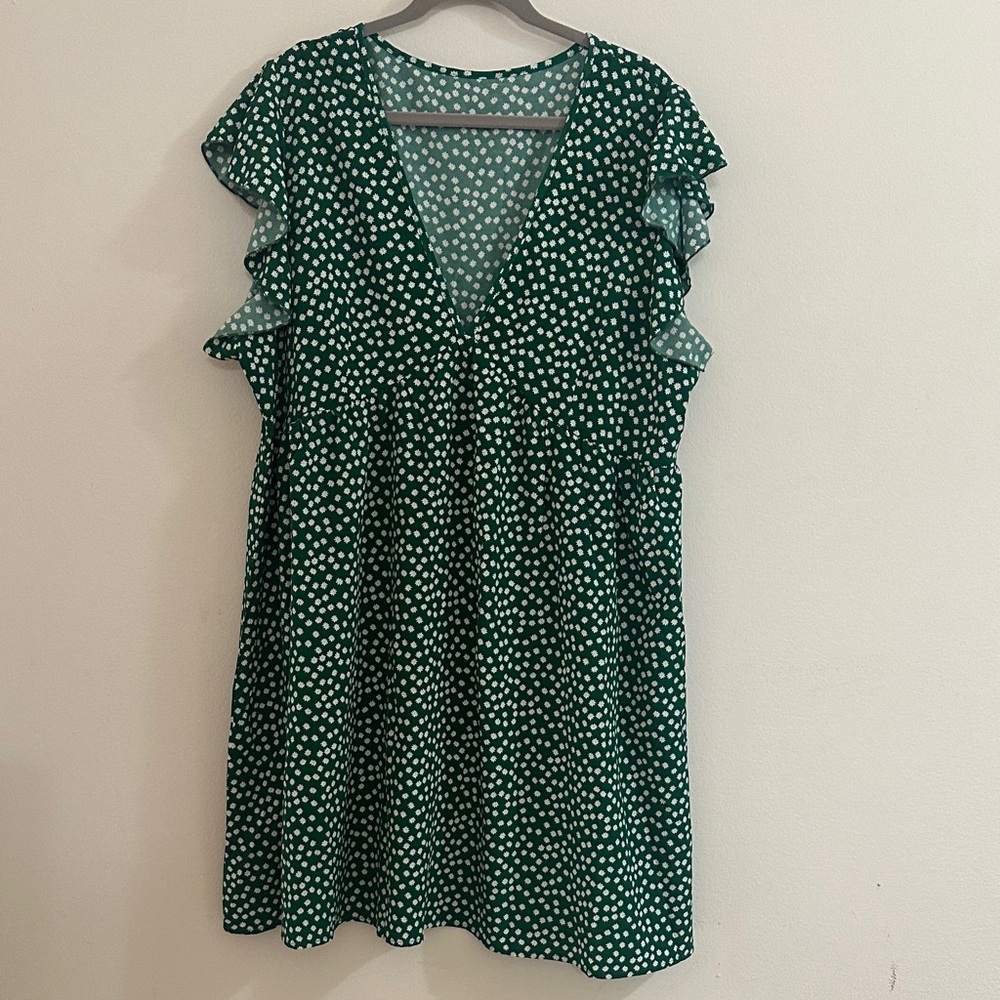 SHEIN Green and White Floral Dress